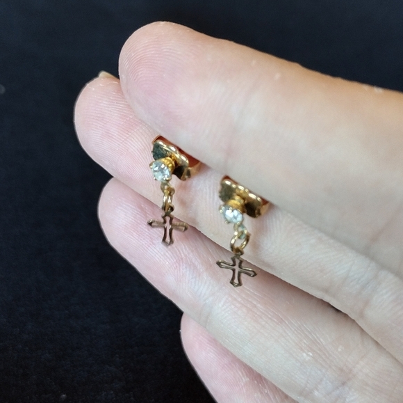 Vintage Avon Gold Cross Dangle Earrings - Picture 3 of 5